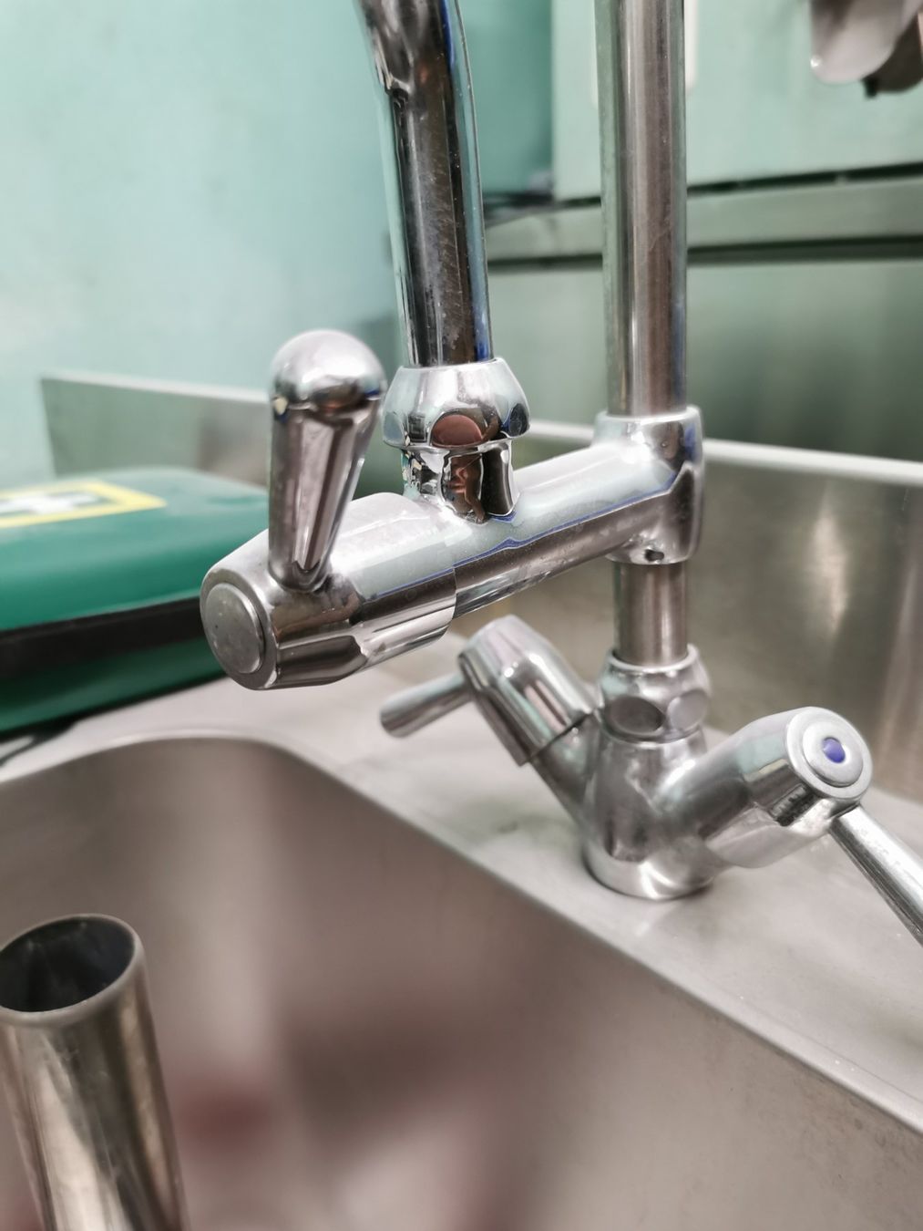 Lavabi & lavandini: Plonge un bac avec égouttoir et douchette – Usato da St-Aubin FR venduto da sme_nw6w 5