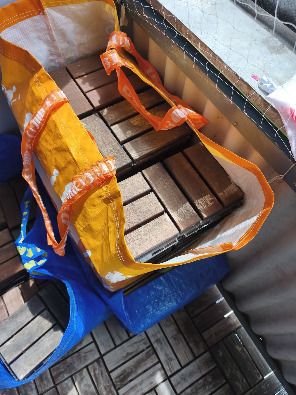Bodenbeläge: Bodenplatten Holz braun IKEA – Gebraucht aus Thun von drageen 1