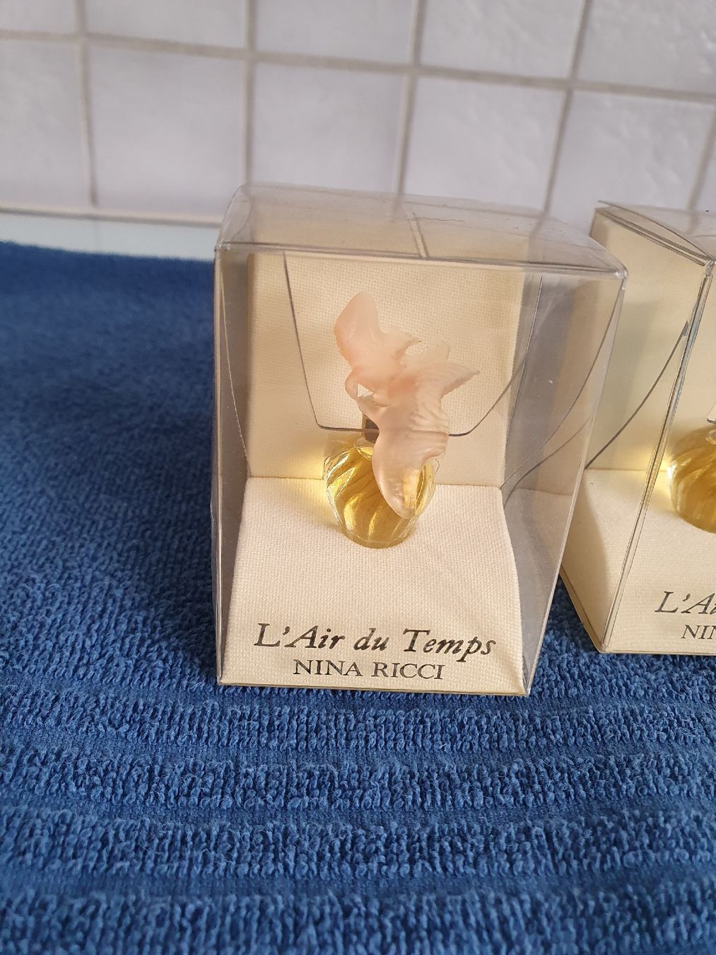 Nina Ricci Flaconi: 3 Parfum Miniaturen Nina Ricci – Usato da WUERENLOS venduto da Eeric 3