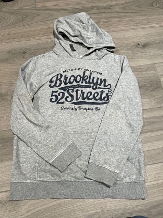 Kapuzenpullover Grösse 146/152
