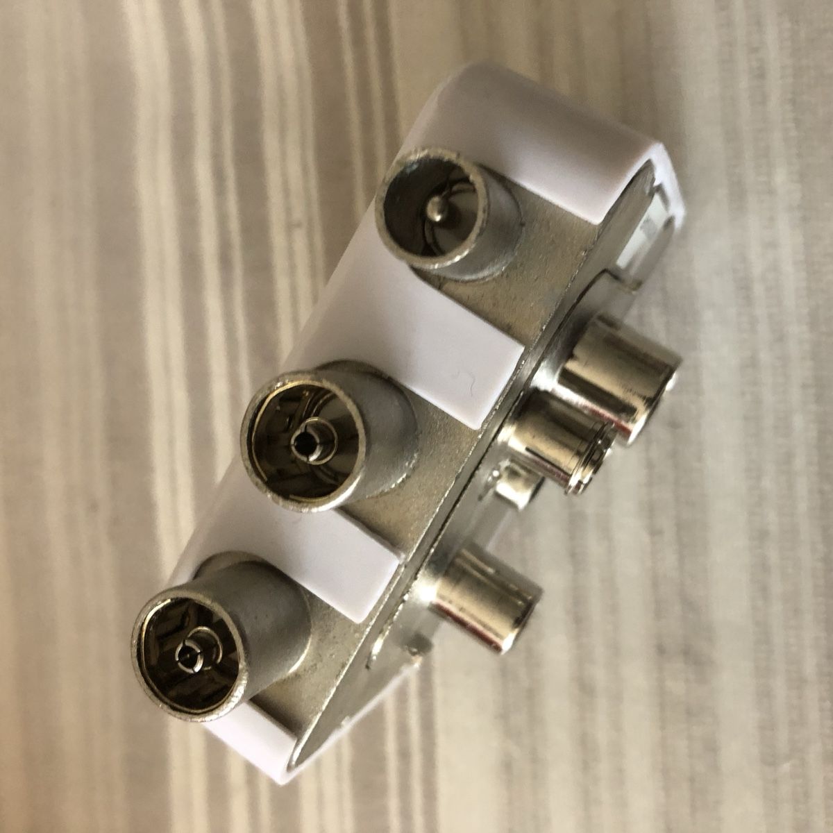Unità & Adattatore: Radio TV-Multimedia-Adapter – Nuovo (secondo la descrizione) da Ascona venduto da he9fabus 5