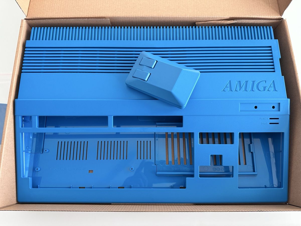 Commodore PCs: Amiga 500 Gehäuse NEU – Neu und originalverpackt aus Dottikon von Sani770