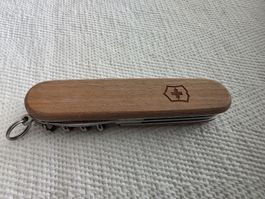 Victorinox Taschenmesser Wood