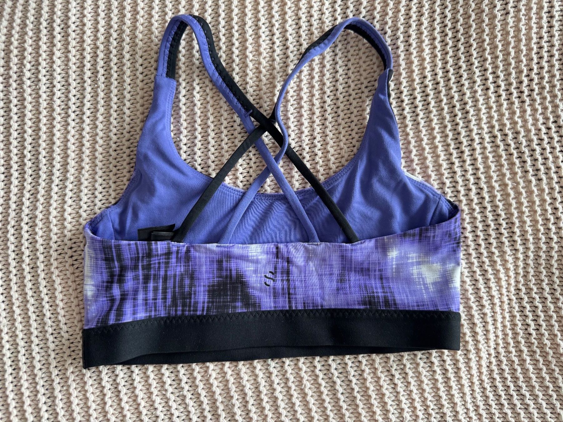 H&M Autres dessous: Brassiere de sport violette – Neuf (Voir description) à Montreux par Izapeche811 1