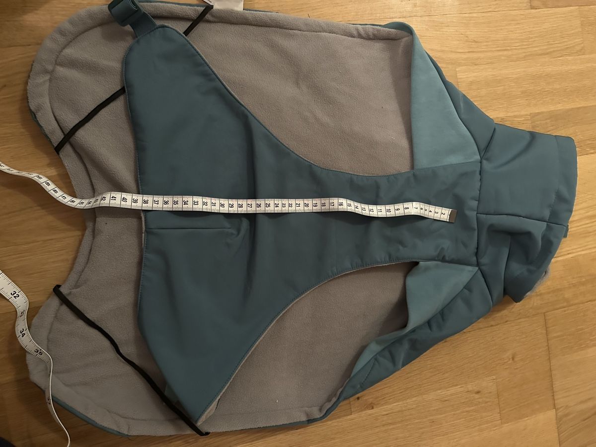 Abbigliamento: Super weicher Hunde Mantel – Nuovo e nell'imballaggio originale da Buchs ZH venduto da how_wf9j 1