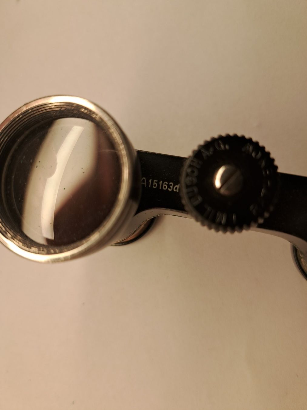 Binocoli: Antikes Perlmutt Opernglas Feldstecher Fernglas – Usato da Embrach venduto da YVBER 2