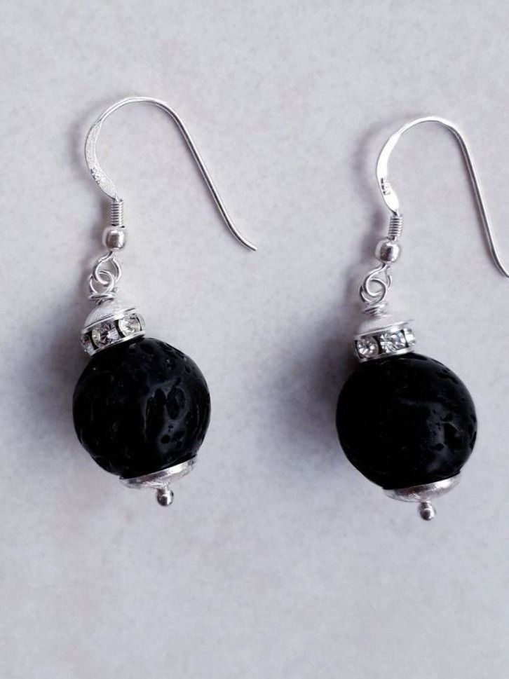 Swarovski Orecchini pendenti & Orecchini a lobo: Silber Ohrhänger mit Lavastein und Swarovski Ring – Nuovo e nell'imballaggio originale da Winistorf venduto da acreativ2 1