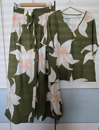 🆕 Stylisches 2-Teiler: Hose & Oberteil - XL - Sommer-Set