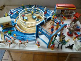 Playmobil Zirkus Manege  mit viel Zubehör / Tiere + Figuren