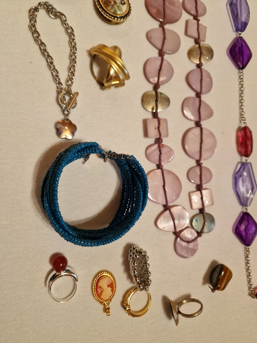 Sonstiger Schmuck: Modeschmuck  -  Konvolut  -  anschauen! – Gebraucht aus Röthenbach i. E. von Heureka5 3