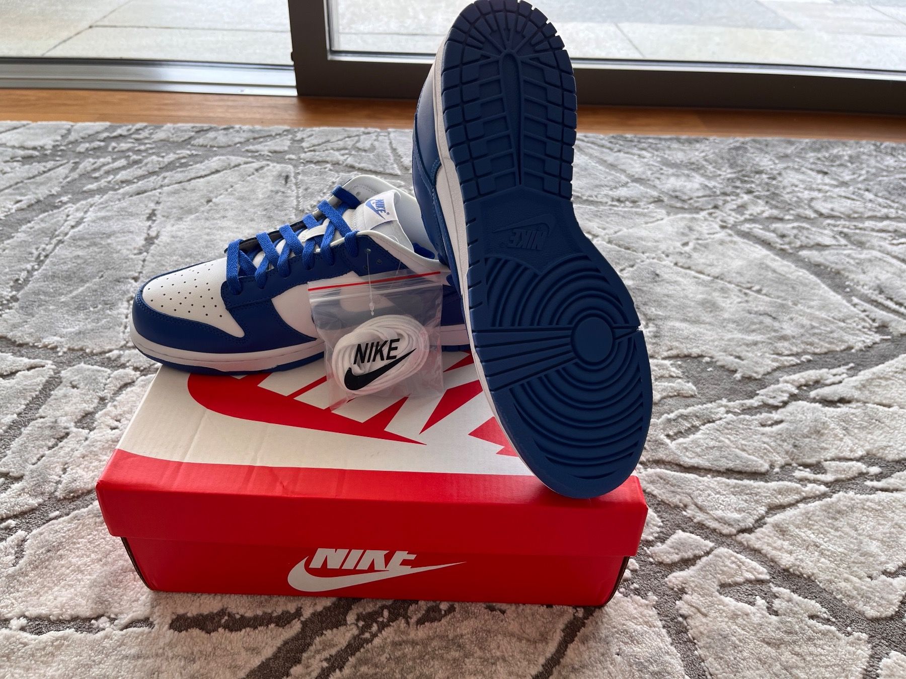Nike Scarpe da uomo: Nike Dunk Low Kentucky EU44 – Nuovo e nell'imballaggio originale da Küsnacht ZH venduto da Amuy88 2