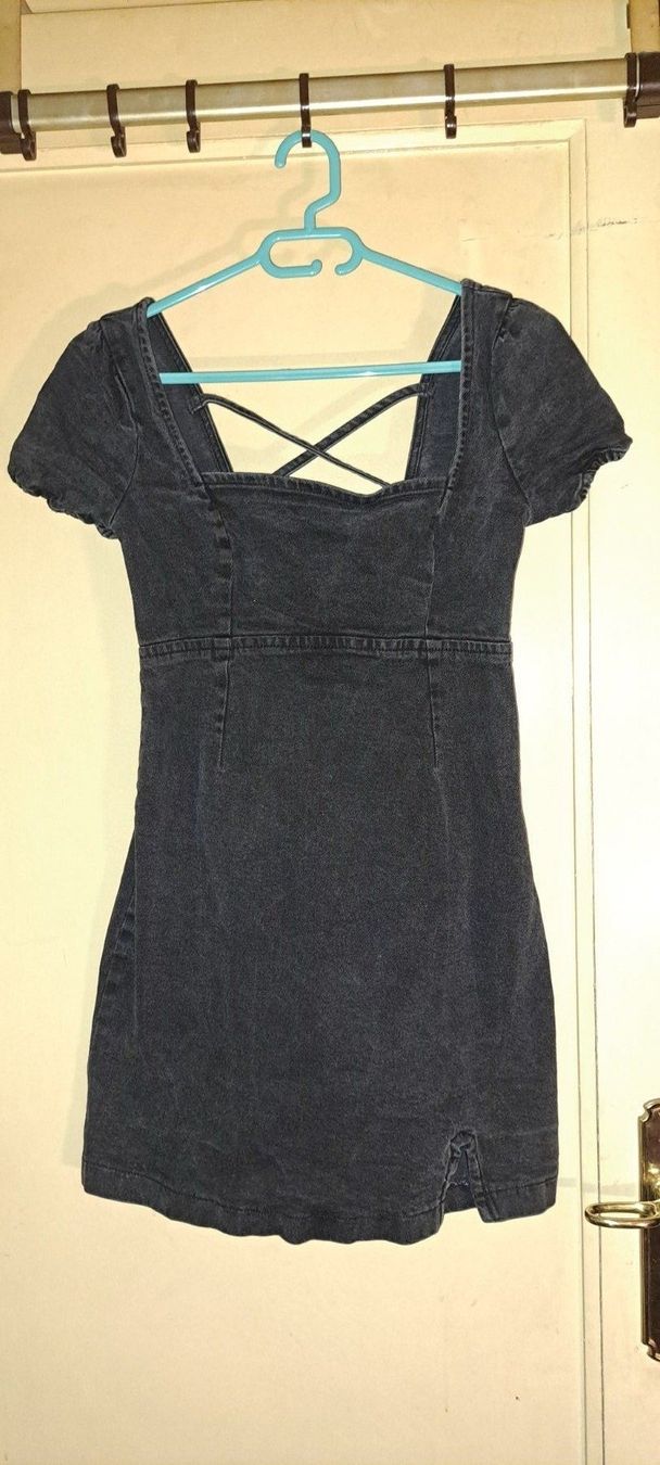 Hollister Vestiti: Jolie robe jeans noire – Usato da Genève venduto da Axelle333 2