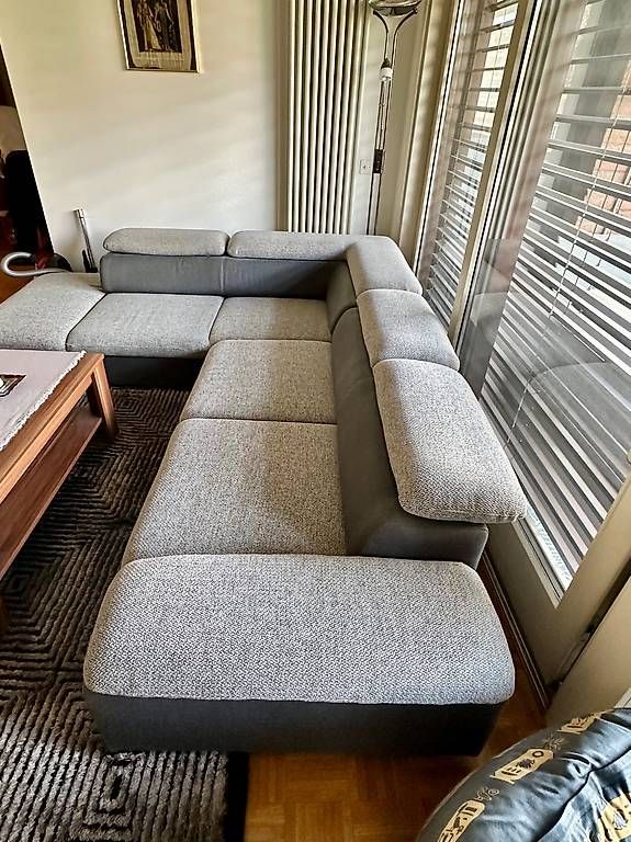Sofas: Ampio divano letto angolare senza difetti, vero affare. – D'occasion à Bioggio par mar_2zpg 1