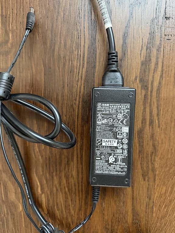 Monitor: HP 27 Zoll Bildschirm – Usato da Bassersdorf venduto da Maers 3