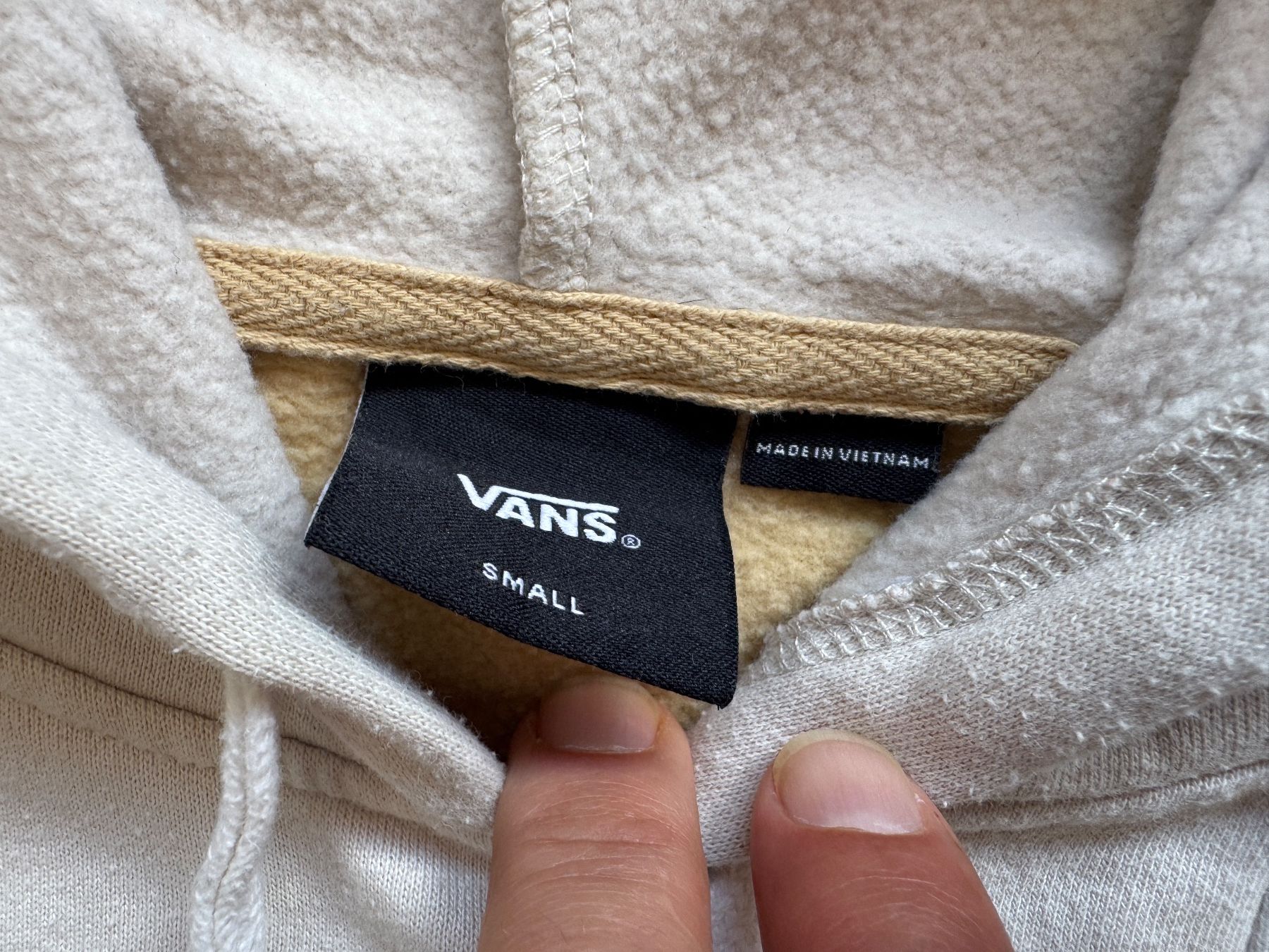 Pullover & Sweatshirts: VANS hoodie pullover size S oversize – Gebraucht aus Neuchâtel von _Easy_to_Find_ 2