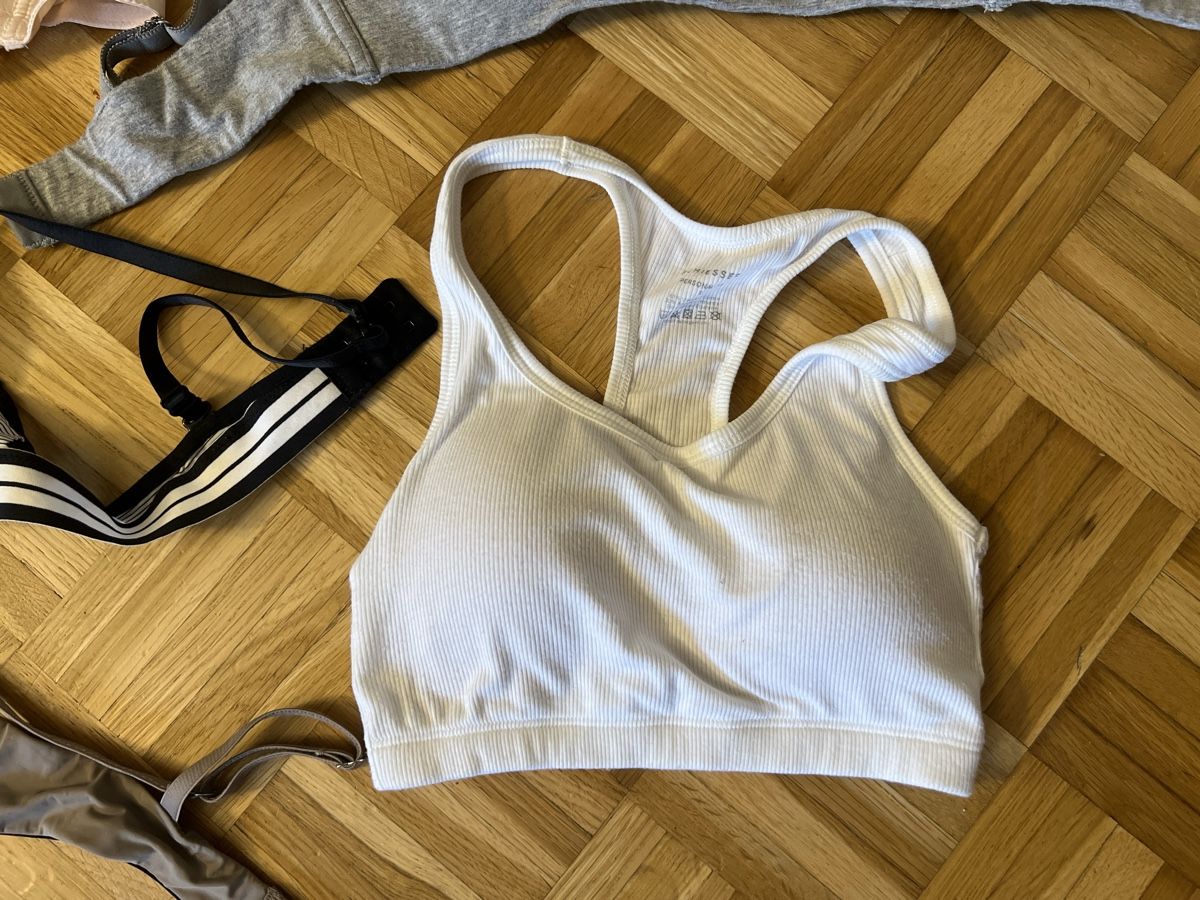 Autres dessous: Damen BHs 75A/75B – D'occasion à Zuchwil par Commander0 4
