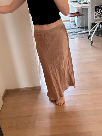 Max Mara skirt rock