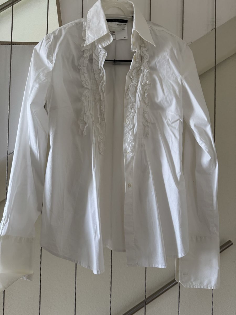 Max Mara Camicette: MaxMara Weekend Gr 36 – Usato da Belp venduto da Aliya