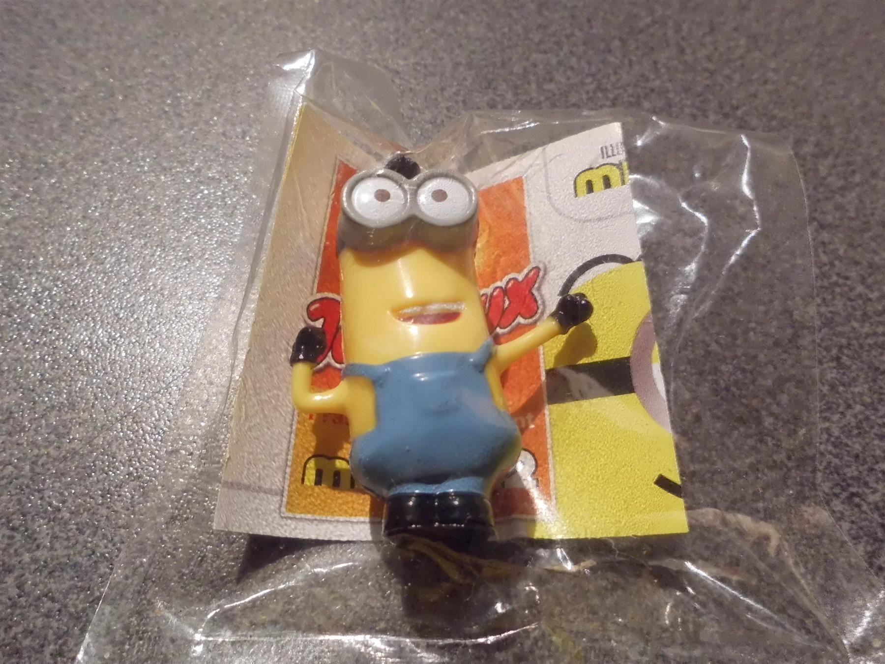 Figuren: Chips-Figur Minion mit schwarzen Haaren – Neu und originalverpackt aus Zürich von Motzkuh