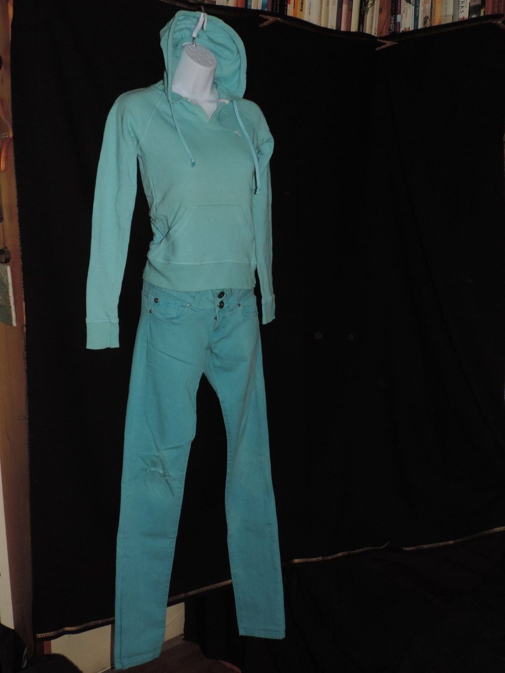 Lotti di vestiti: ensemble bleu turquoise – Usato da Genève venduto da Axelle333 1