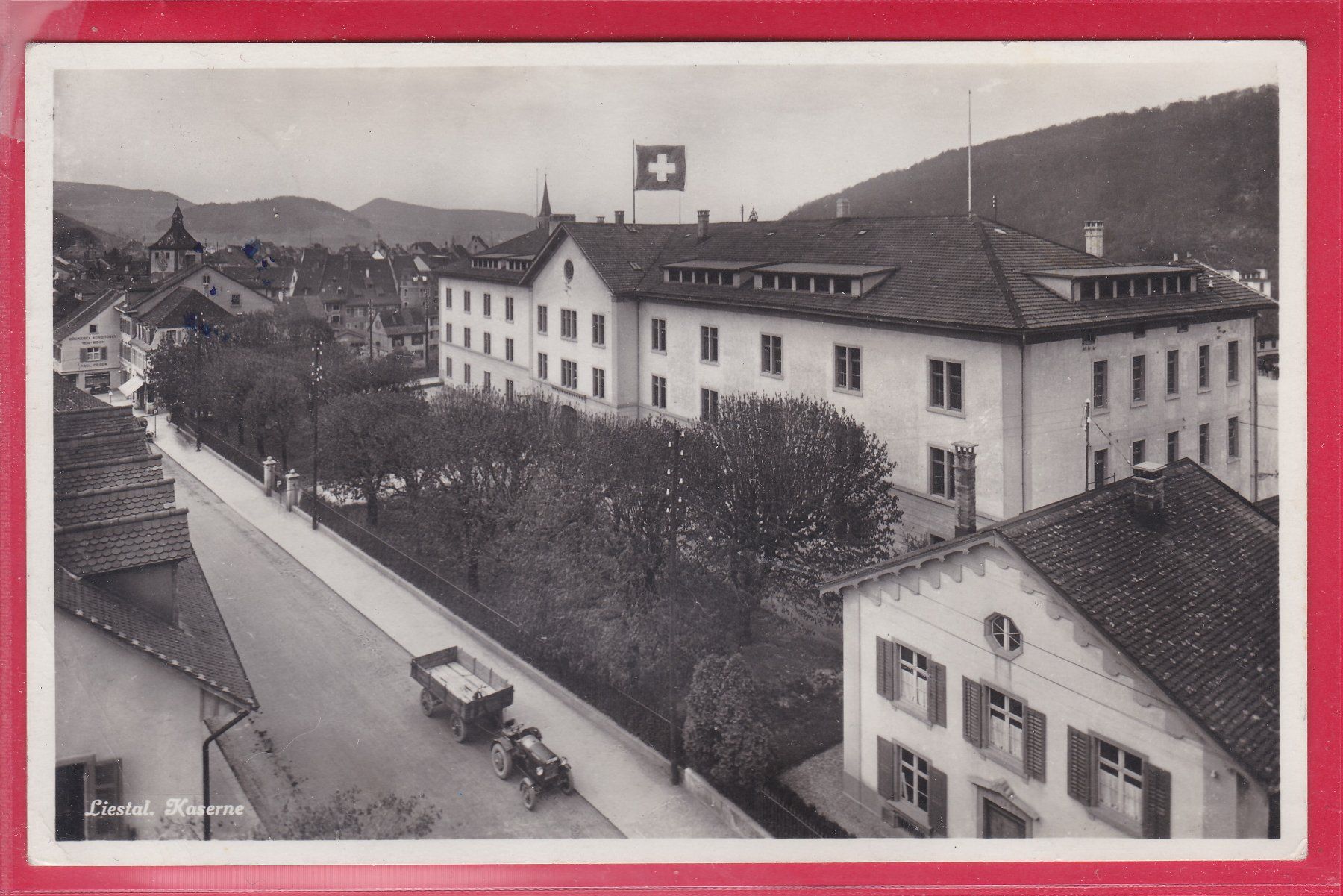 Cartoline postali: LIESTAL, KASERNE, FELDPOST – Usato da Oberrieden venduto da Gebirgsstelze