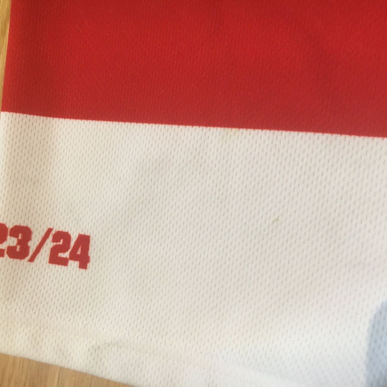 Gameworn Canottiere & Pantaloni: Bienne 2023-24 Liekit Reichle game worn – Usato da Bern venduto da Myloulou 8