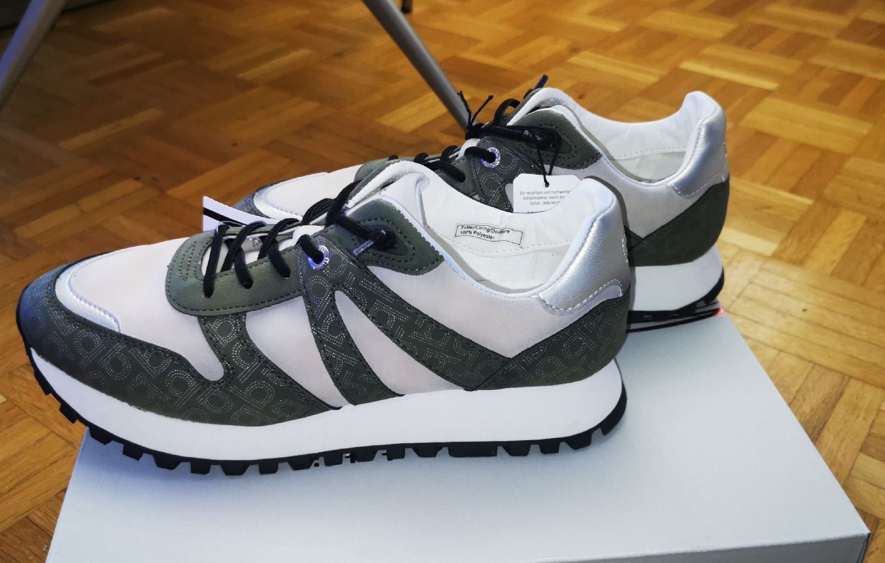 Bugatti Scarpe da donna: Bugatti Sneaker, Gr. 39 - Neu – Nuovo e nell'imballaggio originale da Urtenen-Schönbühl venduto da vok_qw7w 4