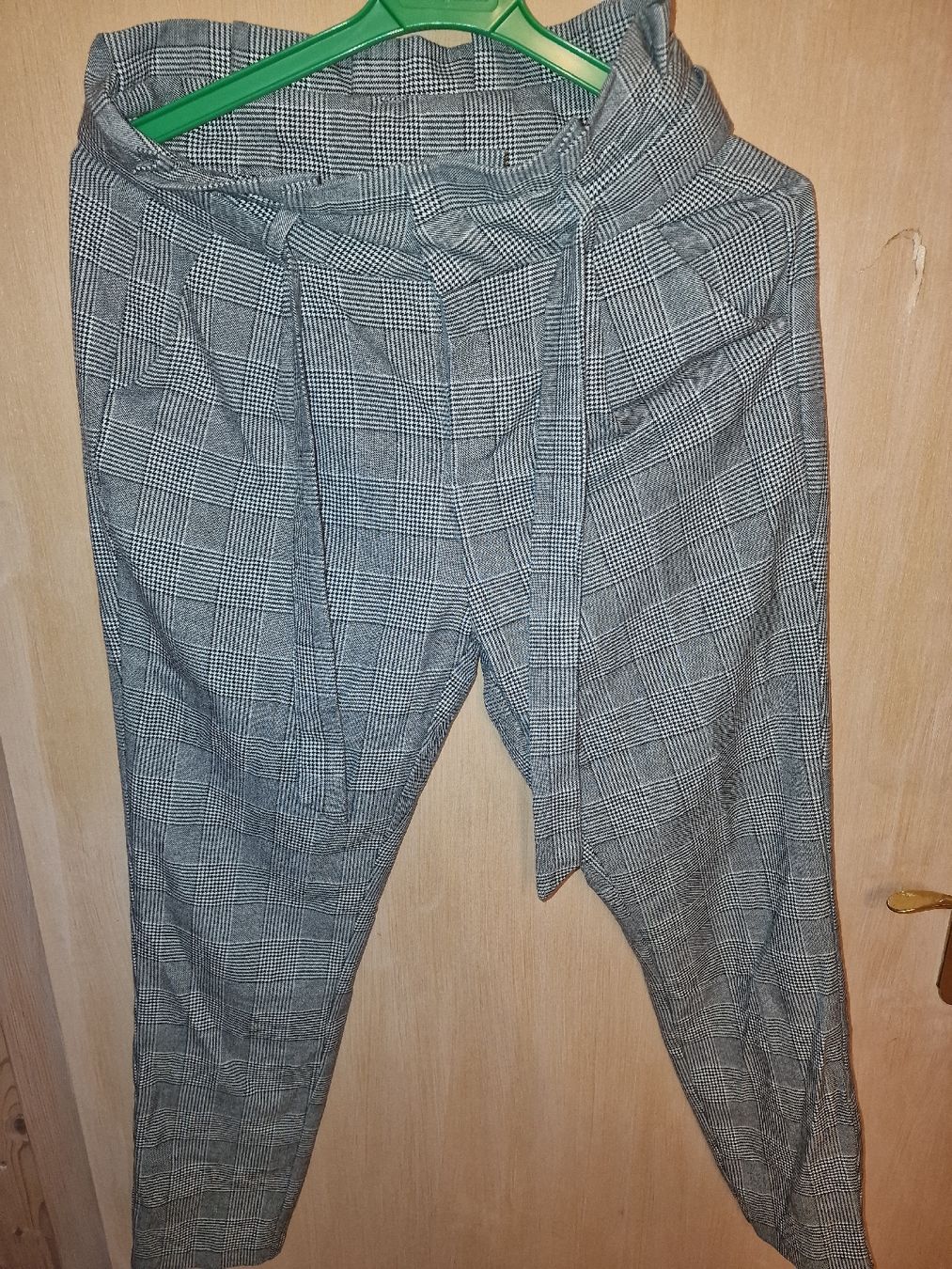 Vero Moda Pantaloni: Vero Moda Hose, kariert, – Nuovo (secondo la descrizione) da Winterthur venduto da Winti1993