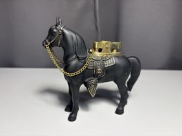 Vintage Tischfeuerzeug "Schwarzes Pferd" – Retro Metalldekor