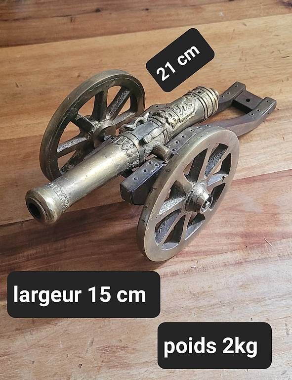 Spielzeuge: Canon en laiton – Gebraucht aus Genève von uneautresaison