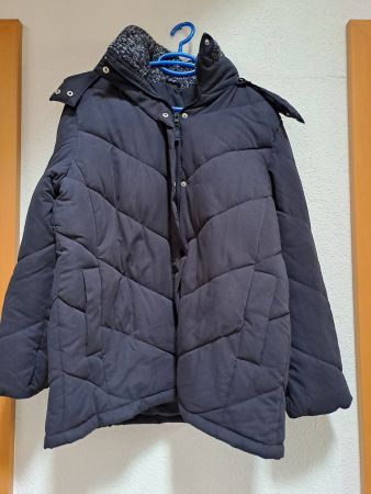 Winterjacke mit Kapuze, Gr. 42