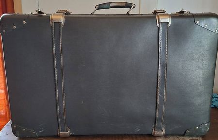 Antiker Reisekoffer Aerofiber mit Schlüssel
