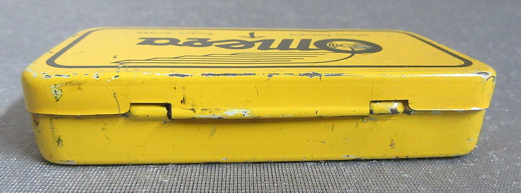 Omega Sonstige Dekorationen & Accessoires: alte Velo Flickzeug-Dose Omega - Schweiz - Blechdöslein – Gebraucht aus Auenstein von Padabimbim 3