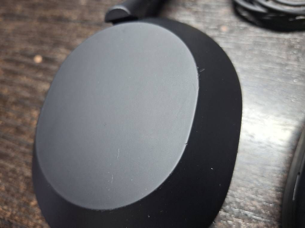 Cuffie: Sony WH-1000XM5 – Usato da Oberdorf SO venduto da Solotech 2
