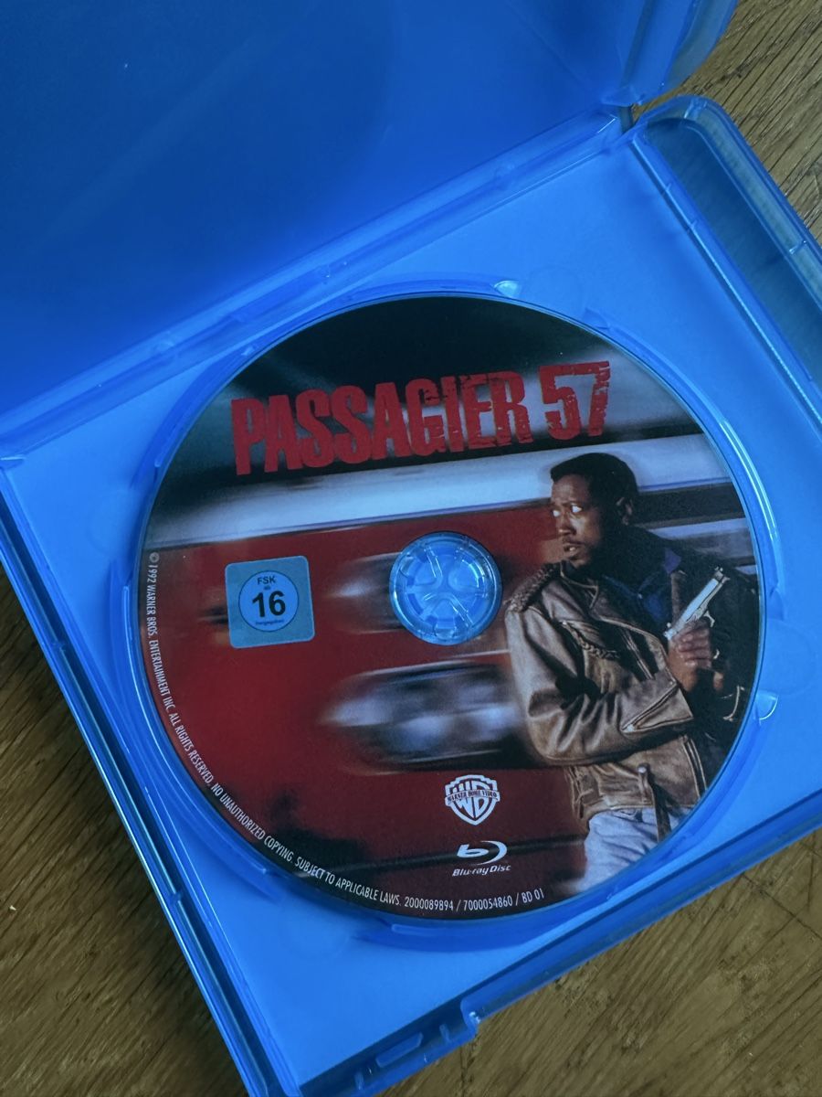 Tutti i DVDs: Passagier 57, Wesley Snipes, Bluray – Usato da Benken ZH venduto da Audi-erich 2