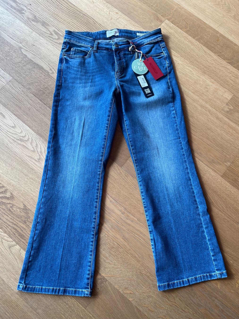 Cambio Jeans: Cambio Paris easy kick – Nuovo (secondo la descrizione) da Bern venduto da Pollensa