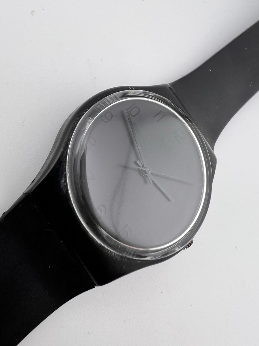 Swatch Orologi: Swatch black minimaliste cool black  – Usato da Biel/Bienne venduto da Olin.ka 2