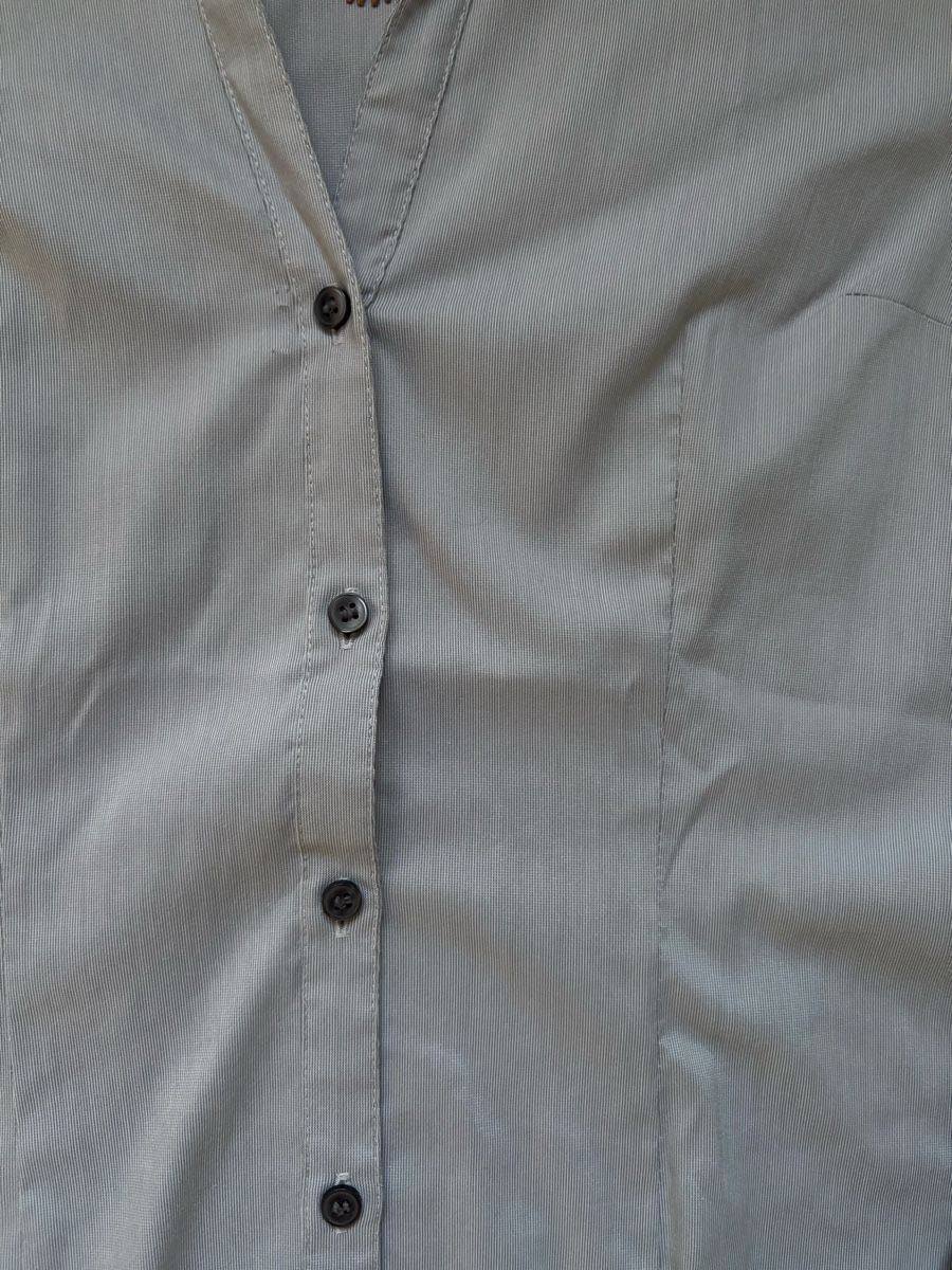 H&M Camicette: chemise H&M grise, taille 36 – Nuovo (secondo la descrizione) da Tavannes venduto da callie.mcli 2