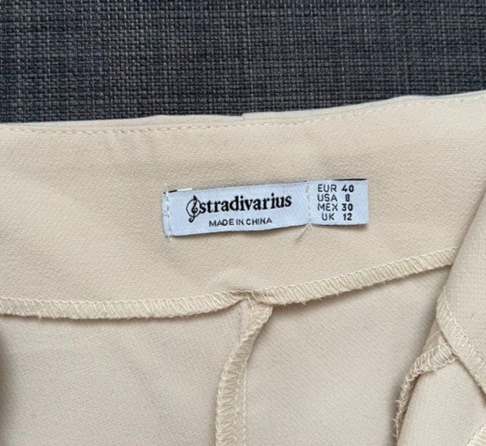 Stradivarius Pantaloni: Hose Stradivarius, Gr. 40, beige – Usato da Adliswil venduto da rit_z7rt 1