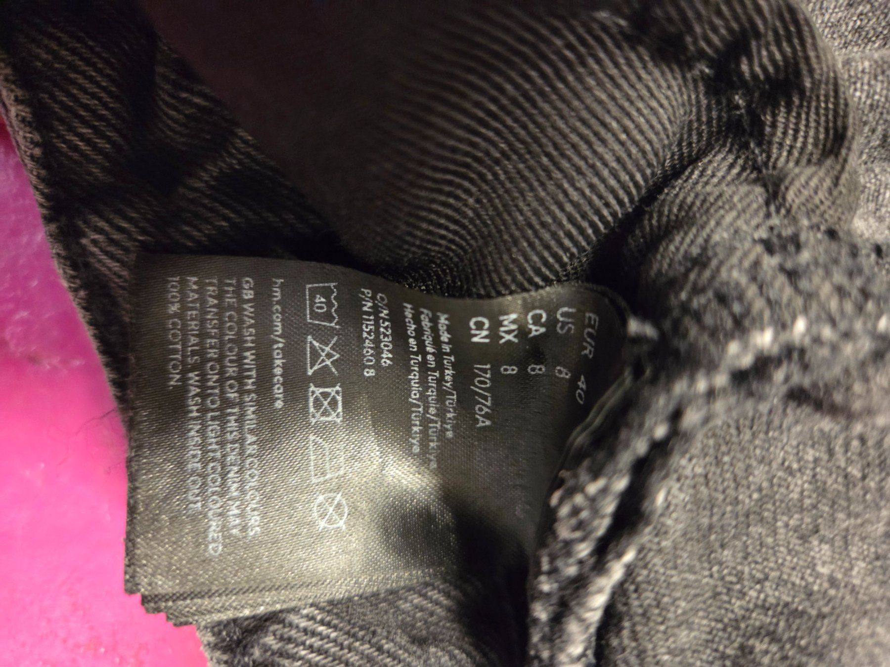 Jeans: H&M - dunkelgraue Jeans, Grösse 40, 100% Baumwolle – D'occasion à Subingen par DENDLE20 4