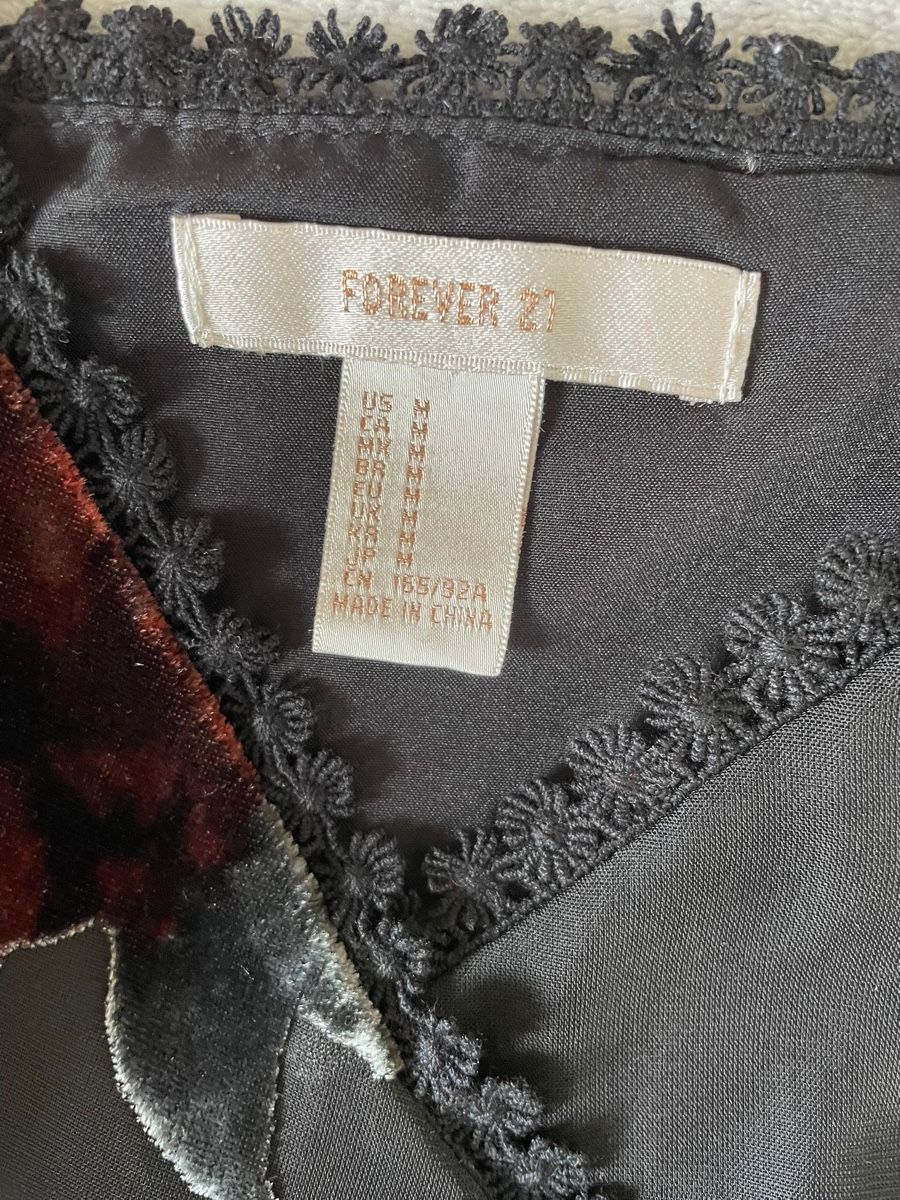 Kleider: Robe noire à fleurs Forever 21, taille M, avec franges! – Neu (gemäss Beschreibung) aus Vuippens von ale_6gkb 5