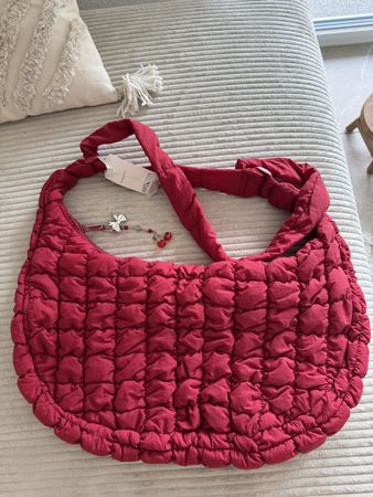 Handtasche rot gesteppt neu mit Etikett
