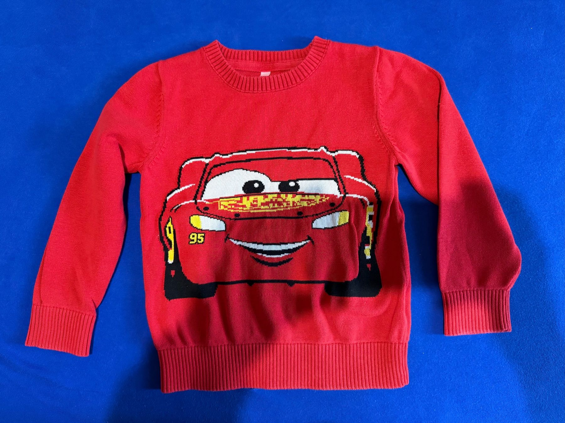 Pullover & Sweatshirts: Pull rouge, Cars Flash McQueen, taille 98 – Gebraucht aus Genève von Mag84