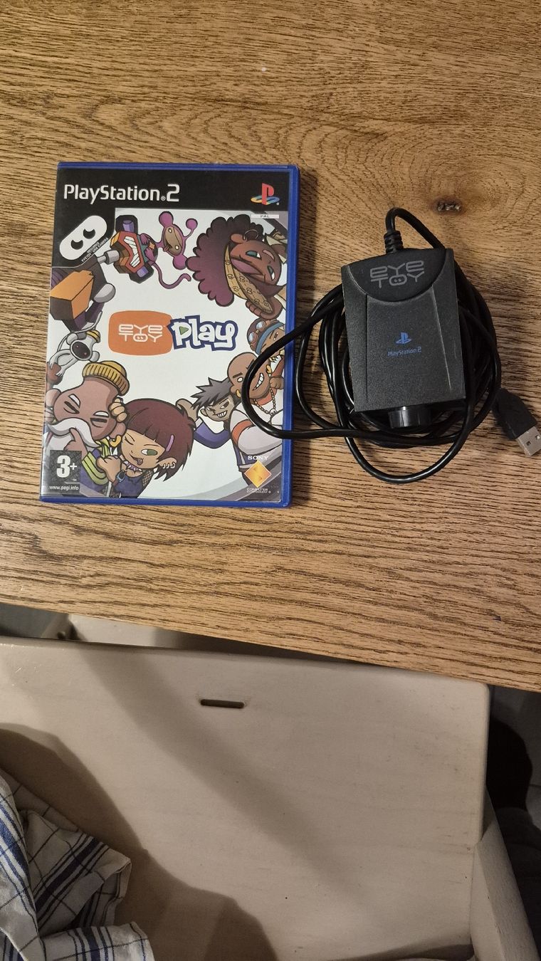 Sony Giochi: ps éye toy jeu et camera – Usato da Léchelles venduto da sim7891