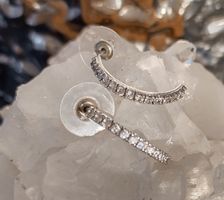 GLITZER OHRRINGE IN 925 SILBER HALBCREOLEN