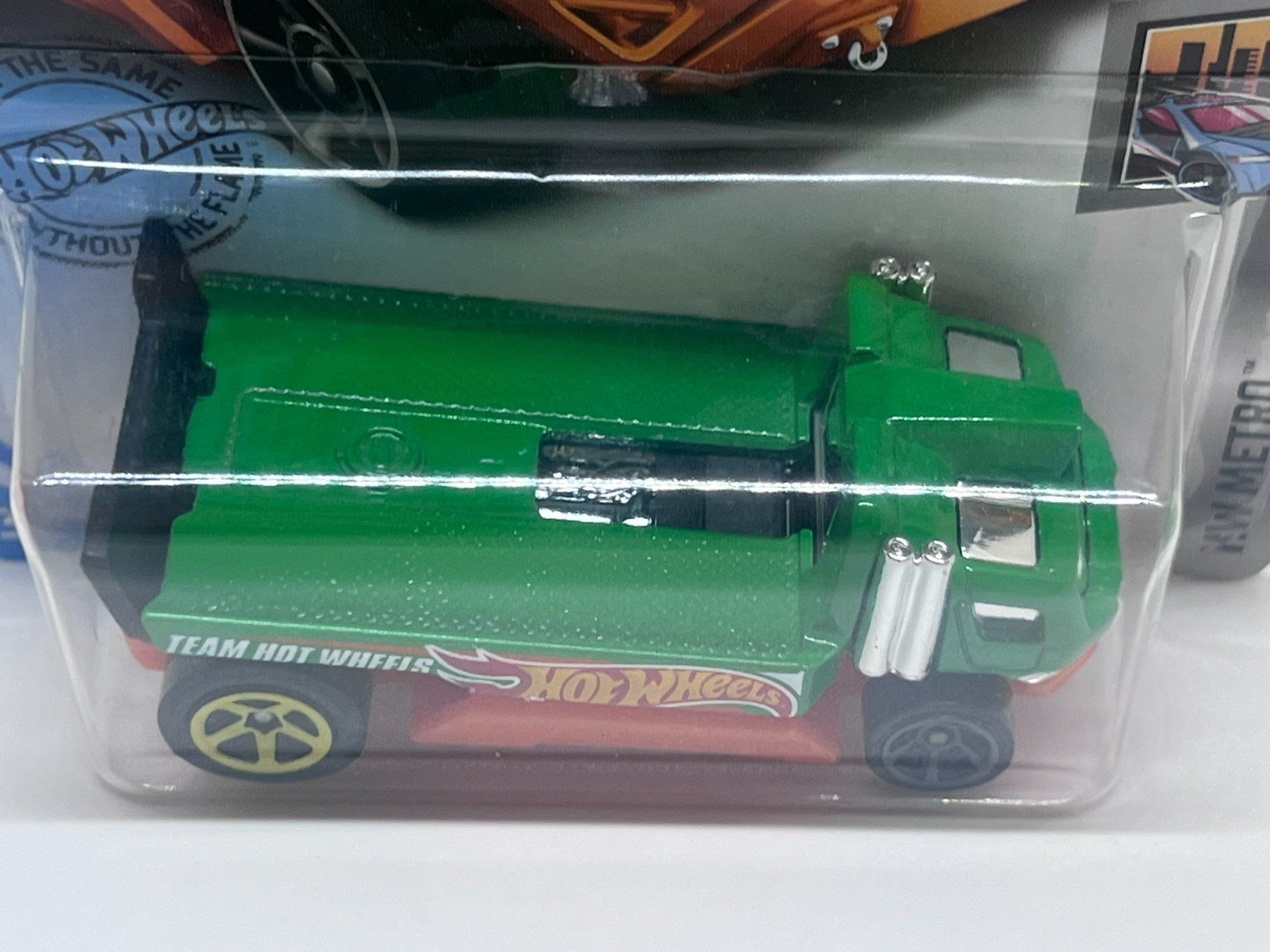 Hot Wheels Modellini d'auto: Hot Wheels The Haulinator – Nuovo e nell'imballaggio originale da Wildegg venduto da LaaBoutique 2