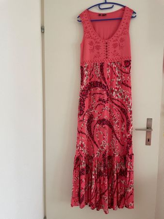 Kleid Gr 40