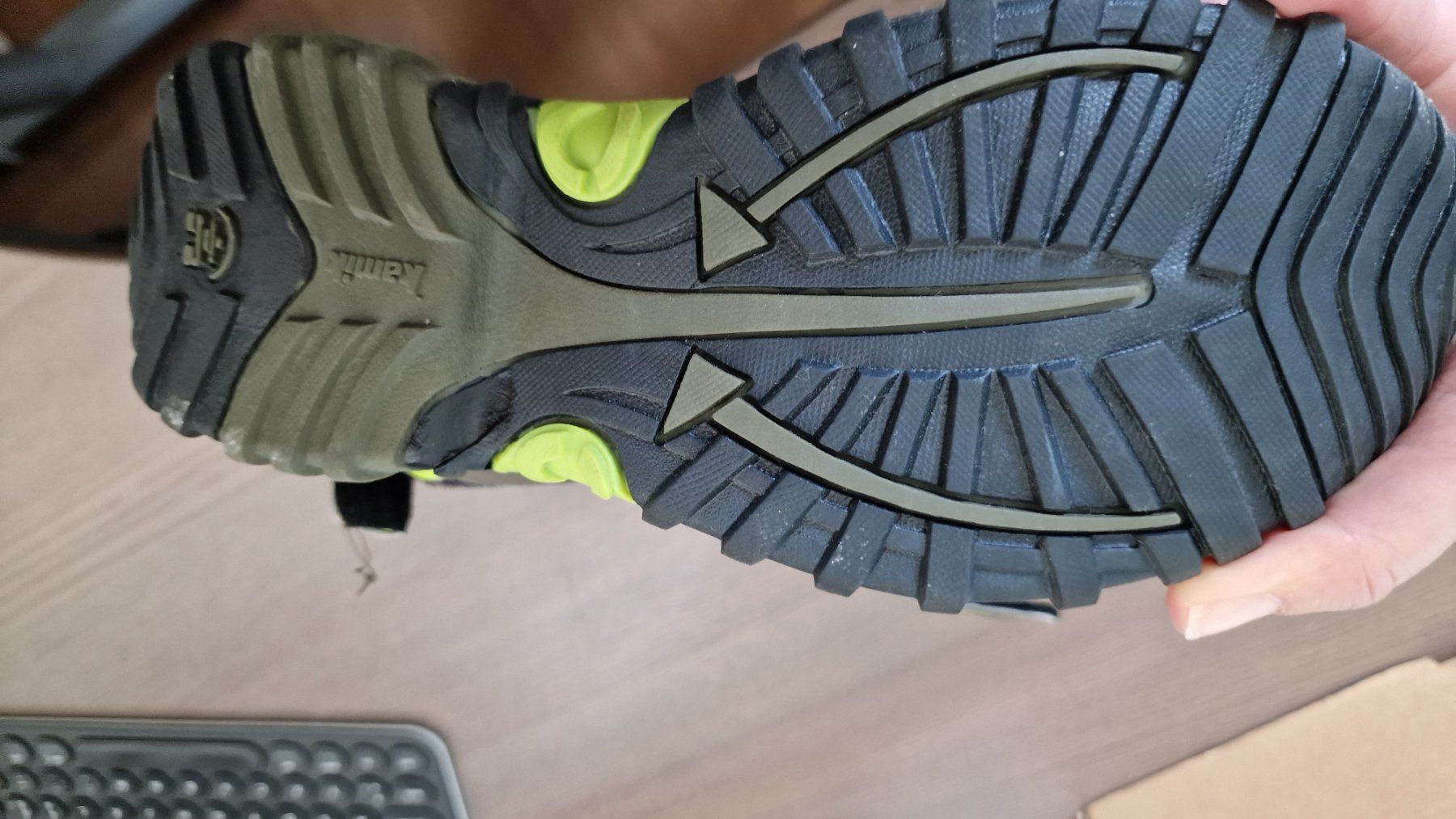 Kamik Scarpe per ragazzi: Kamik Sandalen neu – Nuovo e nell'imballaggio originale da Kerns venduto da onewayticket 1