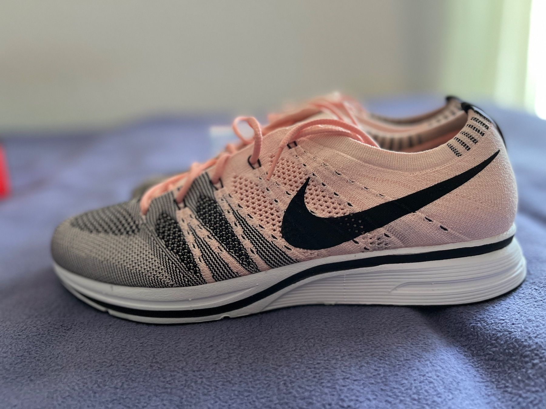 Nike Scarpe da uomo: Nike Flyknit Trainer Sunset Tint – Nuovo e nell'imballaggio originale da Muri AG venduto da lo.ren93 1