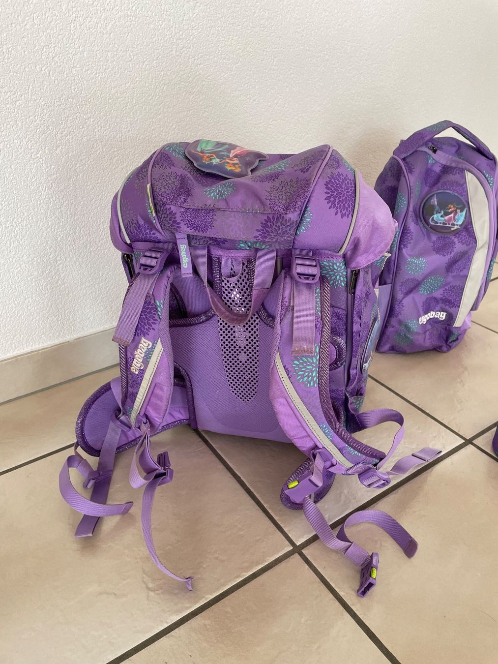 Ergobag Borse & Zaini: Ergobag Schulrucksack Set lilafarb. – Usato da Lohn-Ammannsegg venduto da sitolo 2